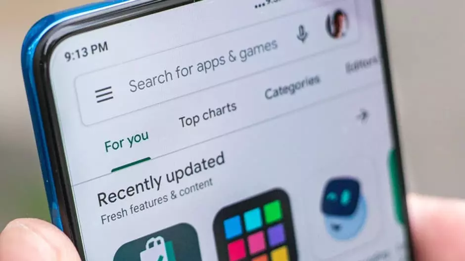 Google-quietly-adds-new-information-to-mobile-Play-Store-app-listings